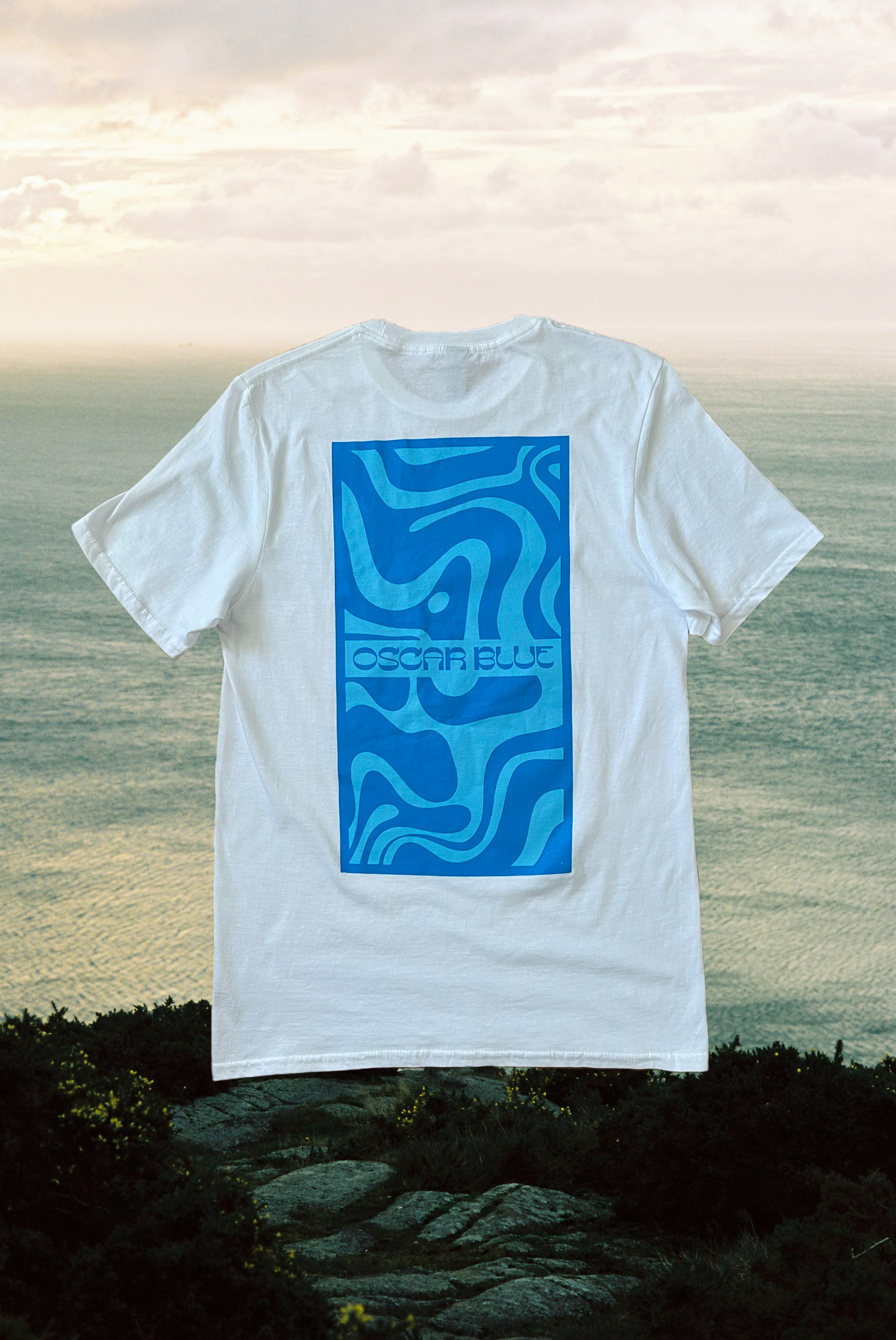 Oscar Blue Wavy Back Graphic Tee